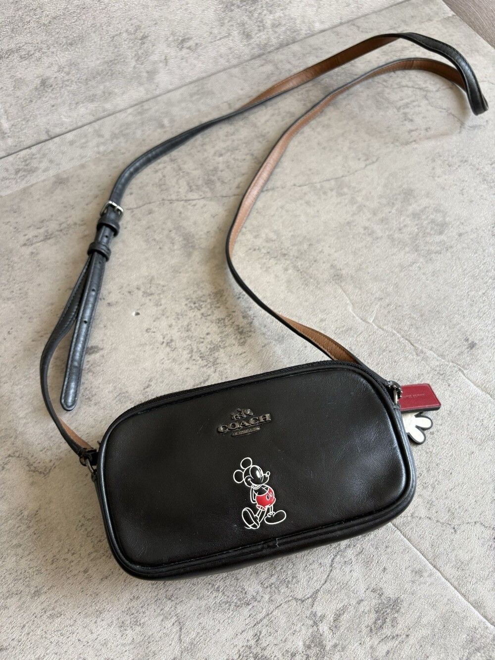 Coach X Disney 56268b Mickey Mouse Crossbody Leather Pouch Clutch Purse Black